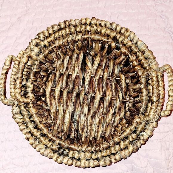 3  Woven stackable baskets. - Picture 2 of 15